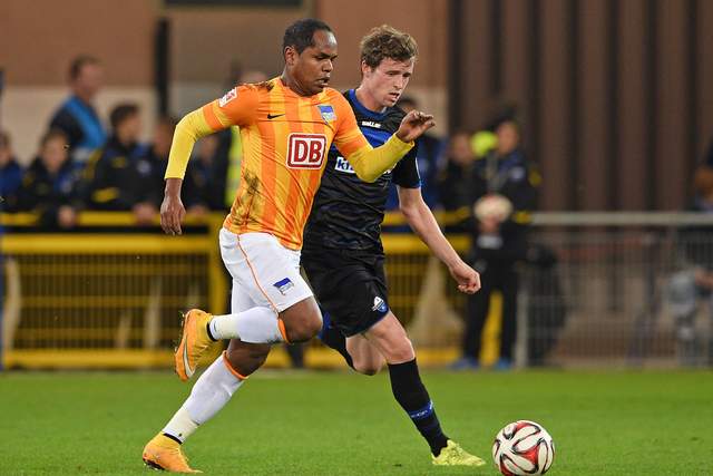 范子铭18+10首钢胜江苏 余嘉豪20分浙江胜宁波